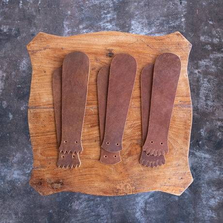 Predator Orange Kiltie variety mix on a wooden table.
