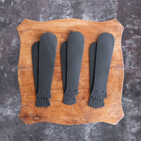 Black Kiltie variety mix on a wooden table.