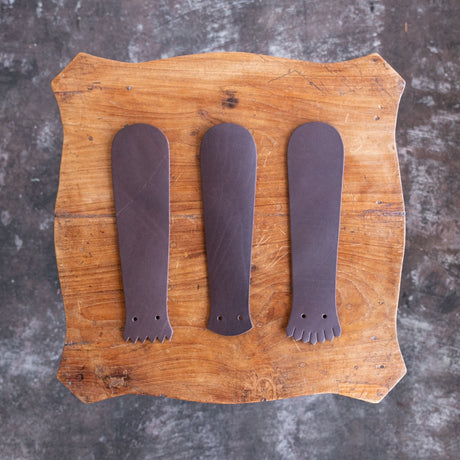 1964 Brown Kiltie variety mix on a wooden table.