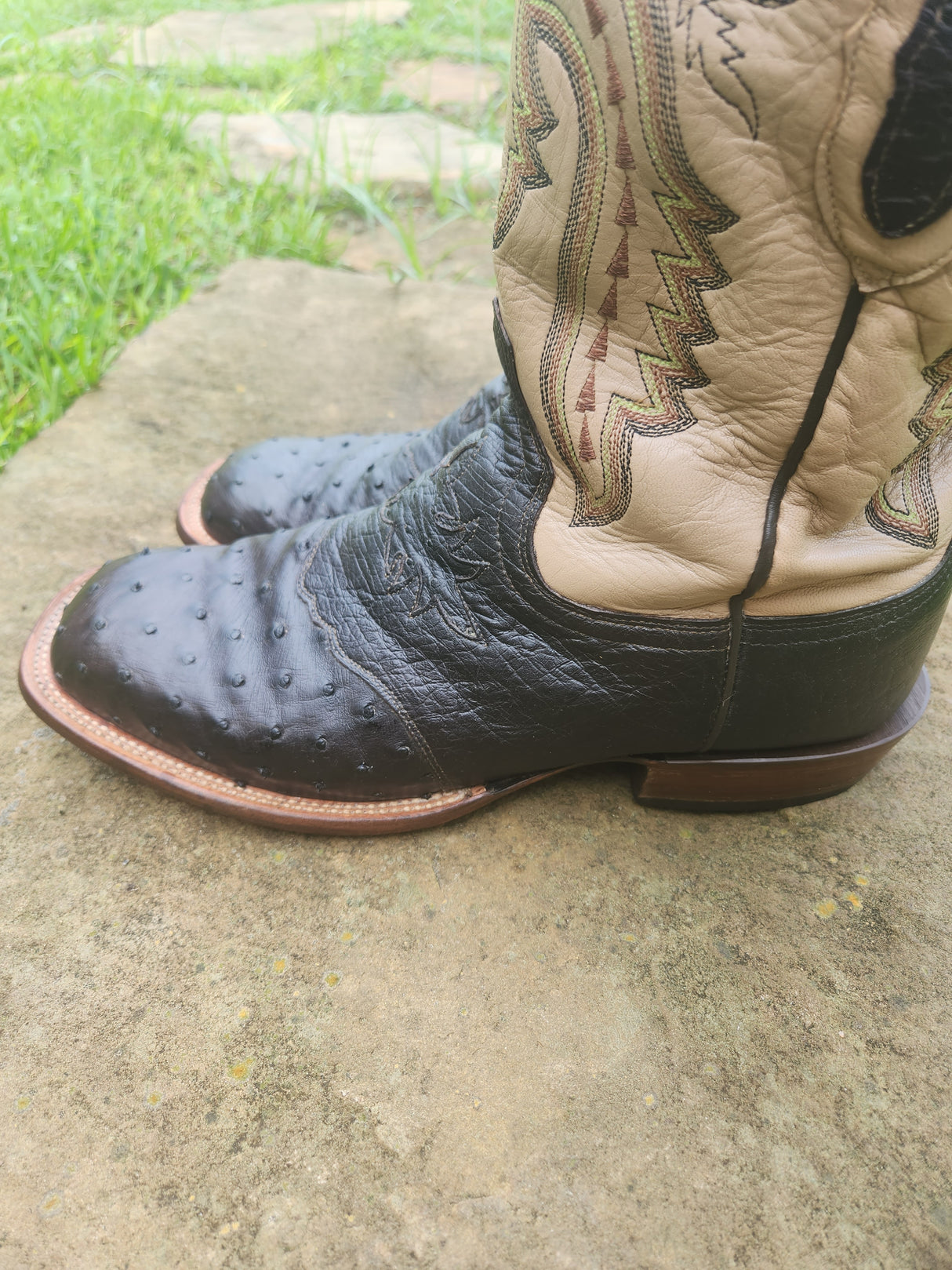 MARKETPLACE - LUCCHESE \ 10.5EE