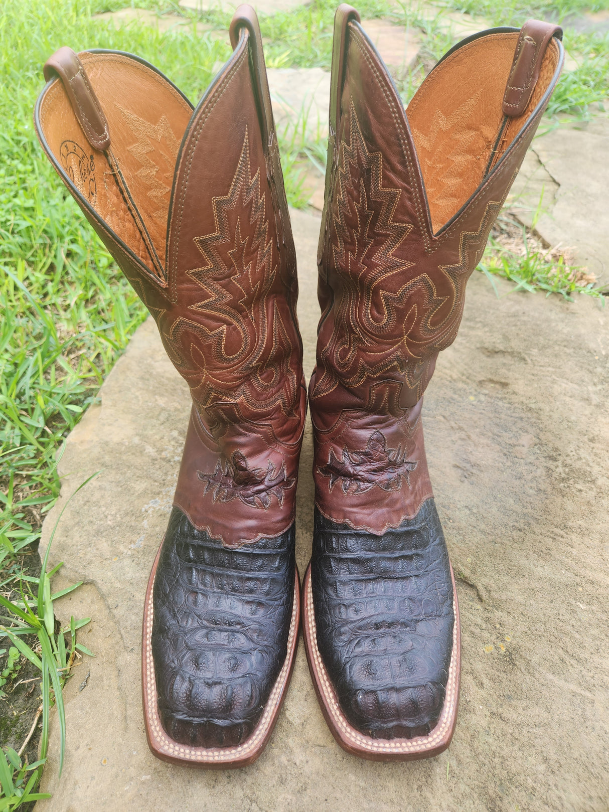 MARKETPLACE - LUCCHESE \ 10.5EE