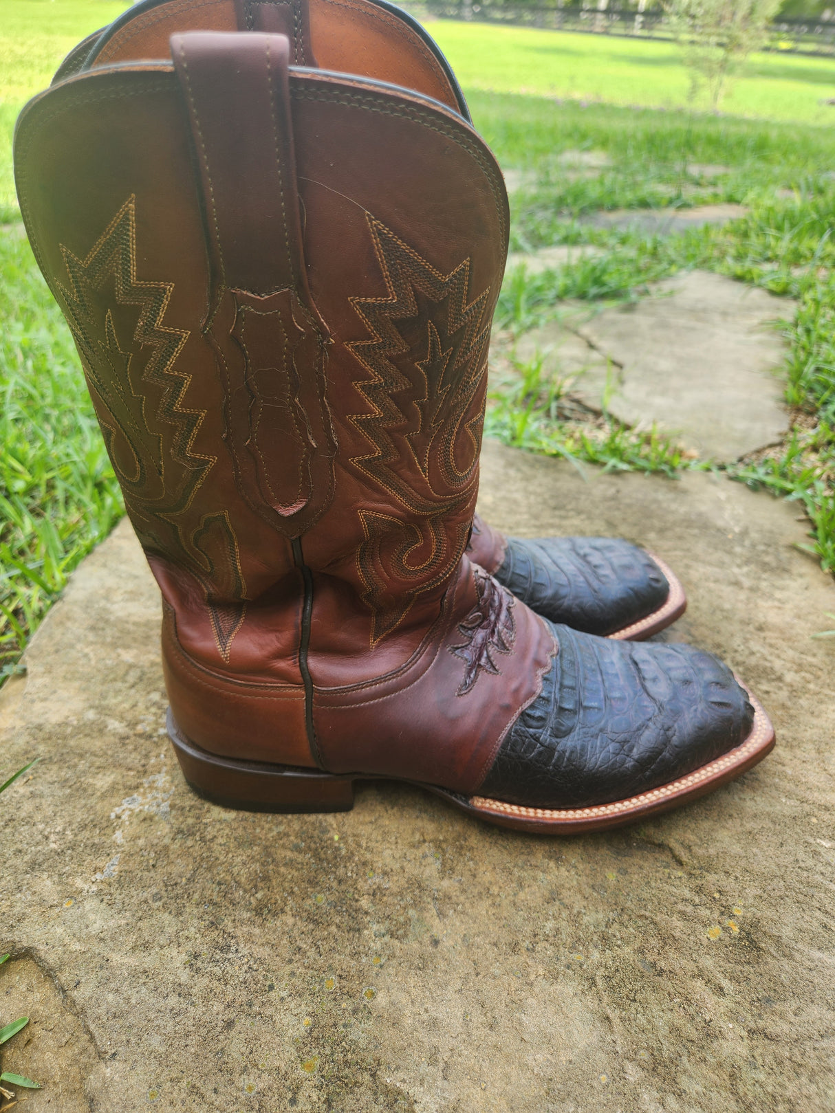 MARKETPLACE - LUCCHESE \ 10.5EE
