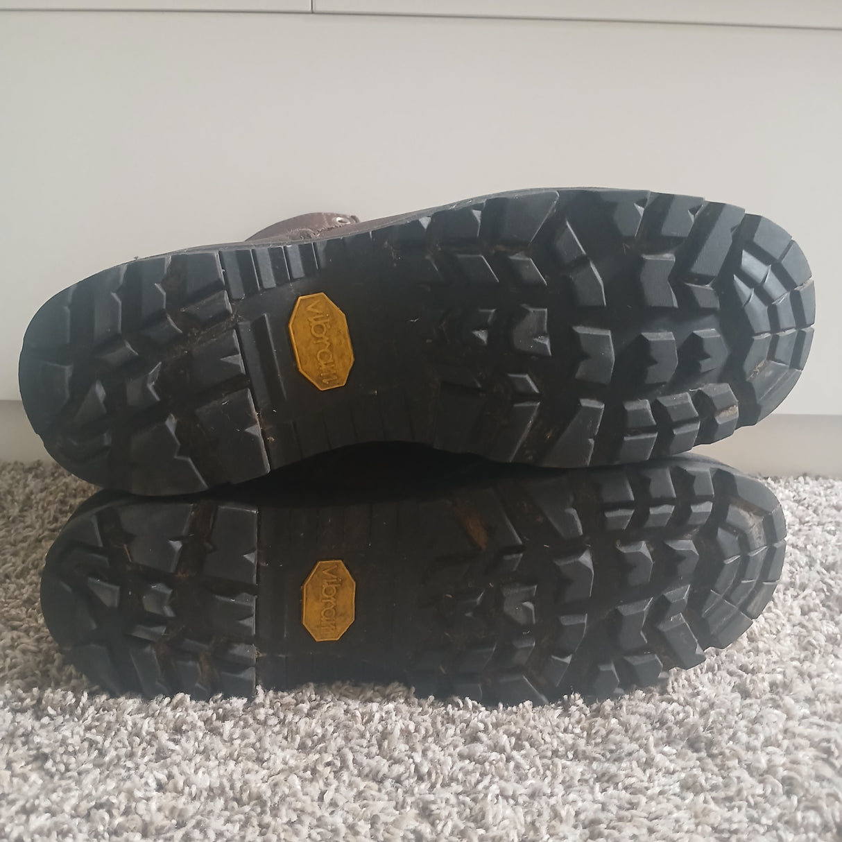 MARKETPLACE - NICKS Overlanders \ 7B