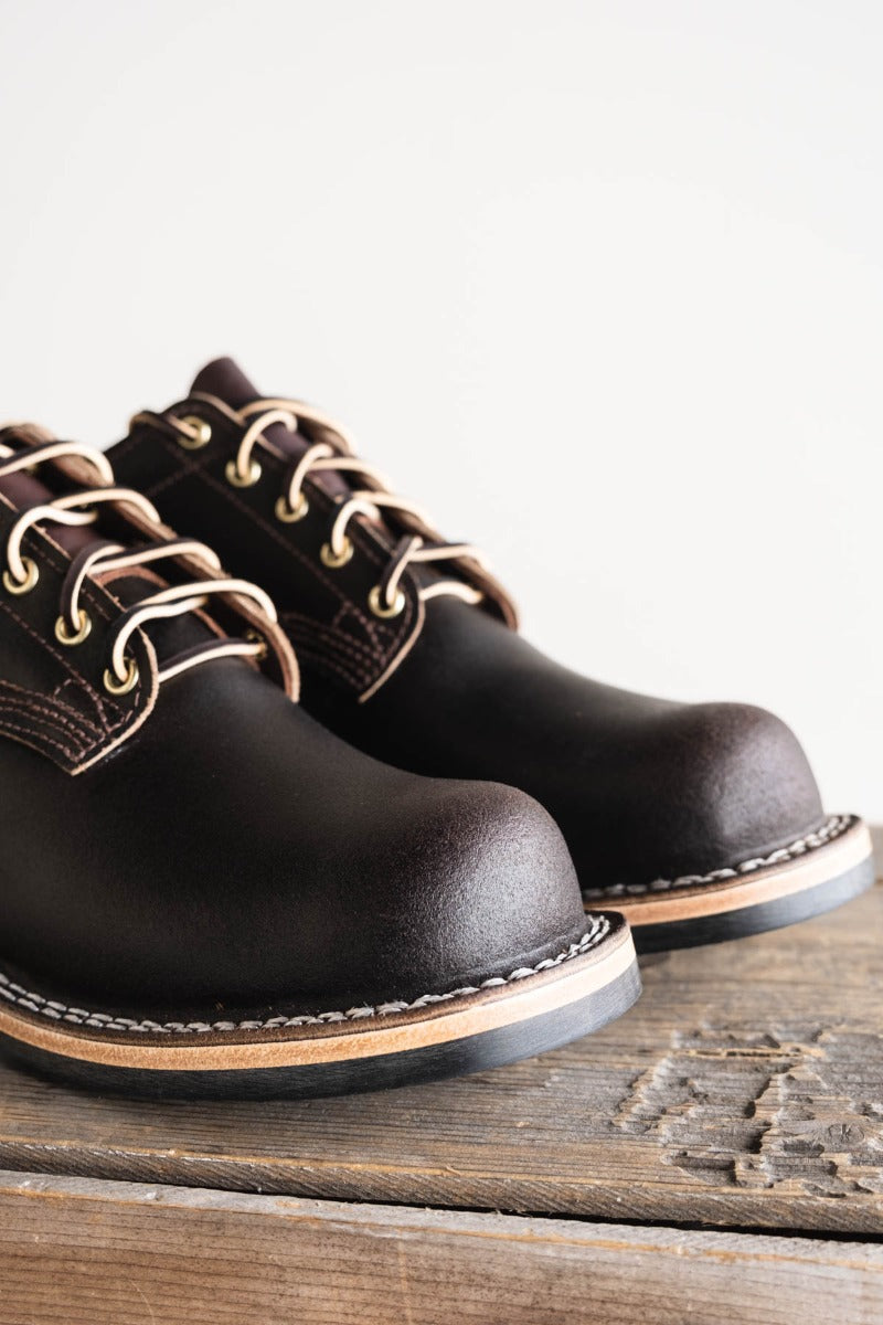 Audubon boot in brown waxed flesh