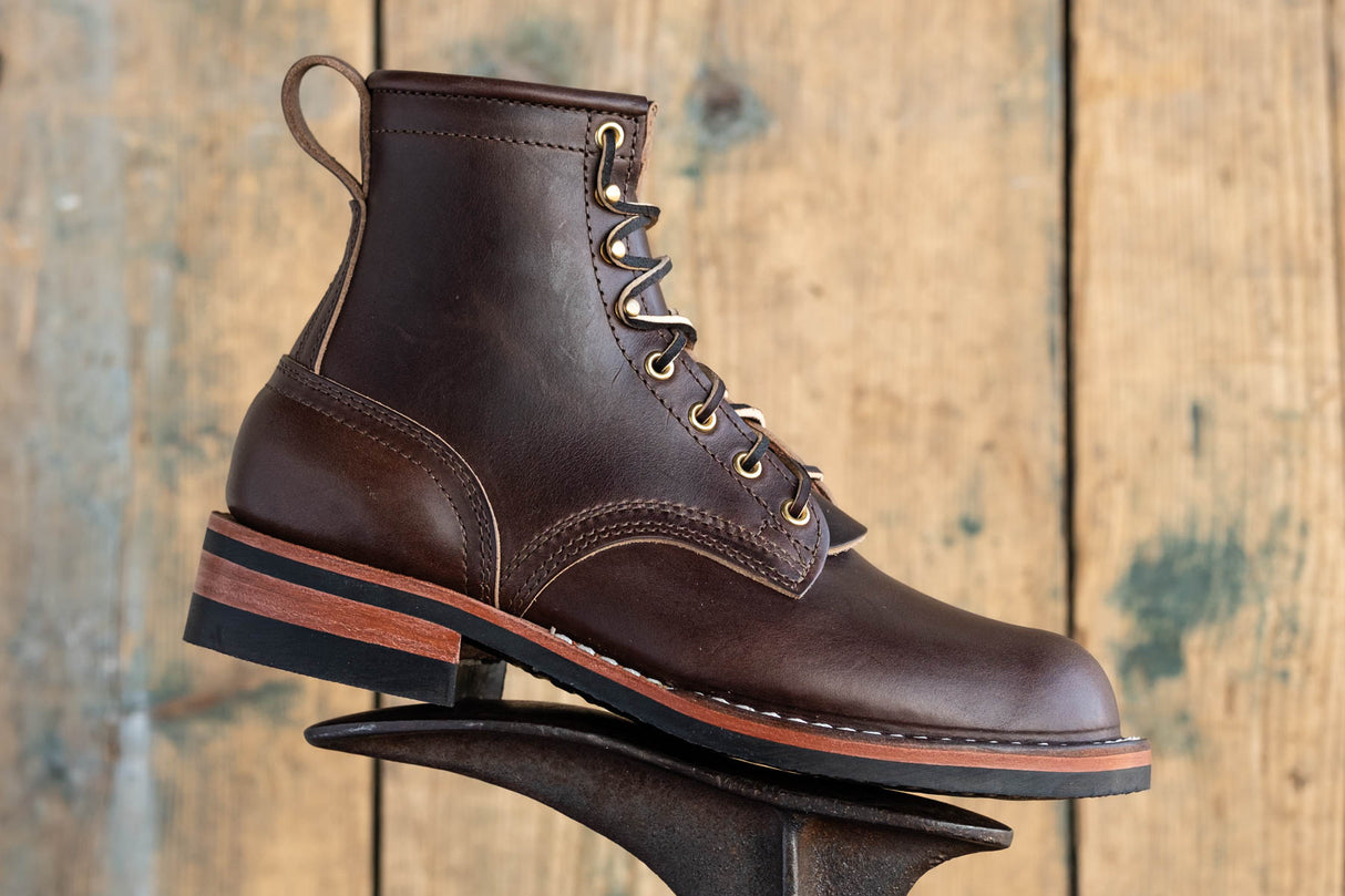 Sample Boot Stock - Walnut CXL (Size 8.0D)