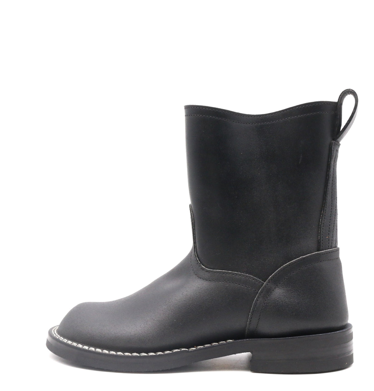 Wellington 9 F - Ready To Ship!