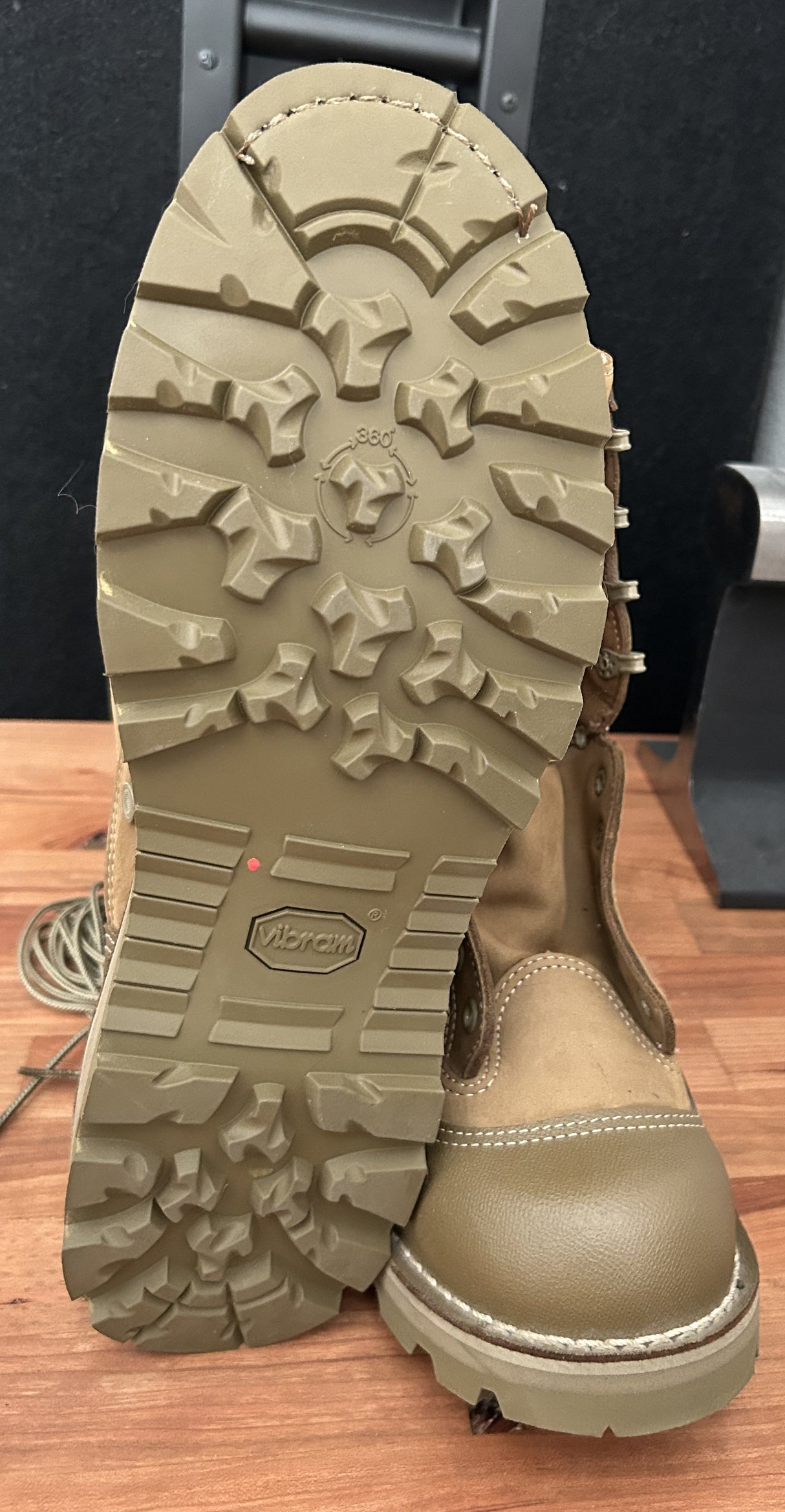 MARKETPLACE - DANNER USMC \ 11.5D