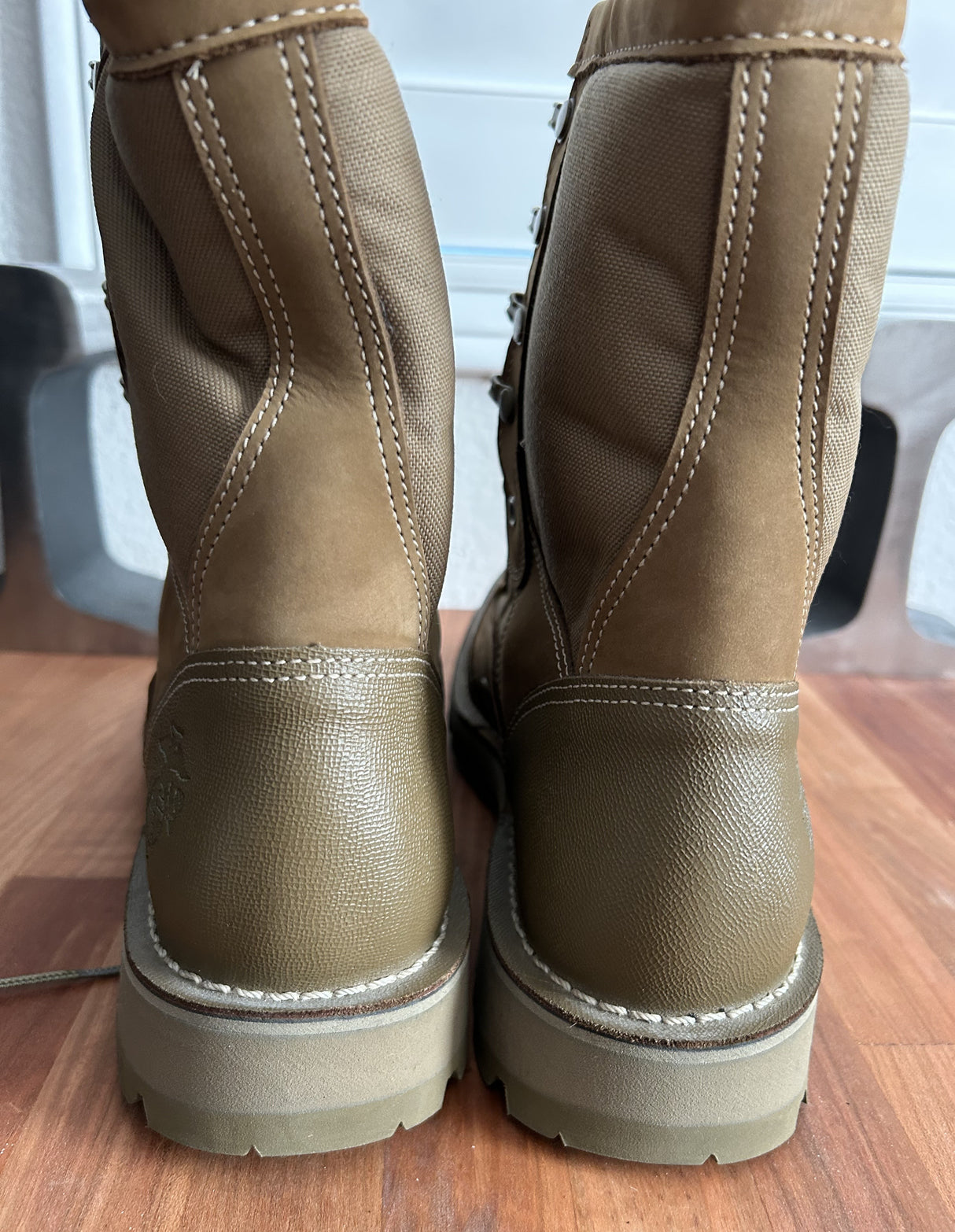 MARKETPLACE - DANNER USMC \ 11.5D