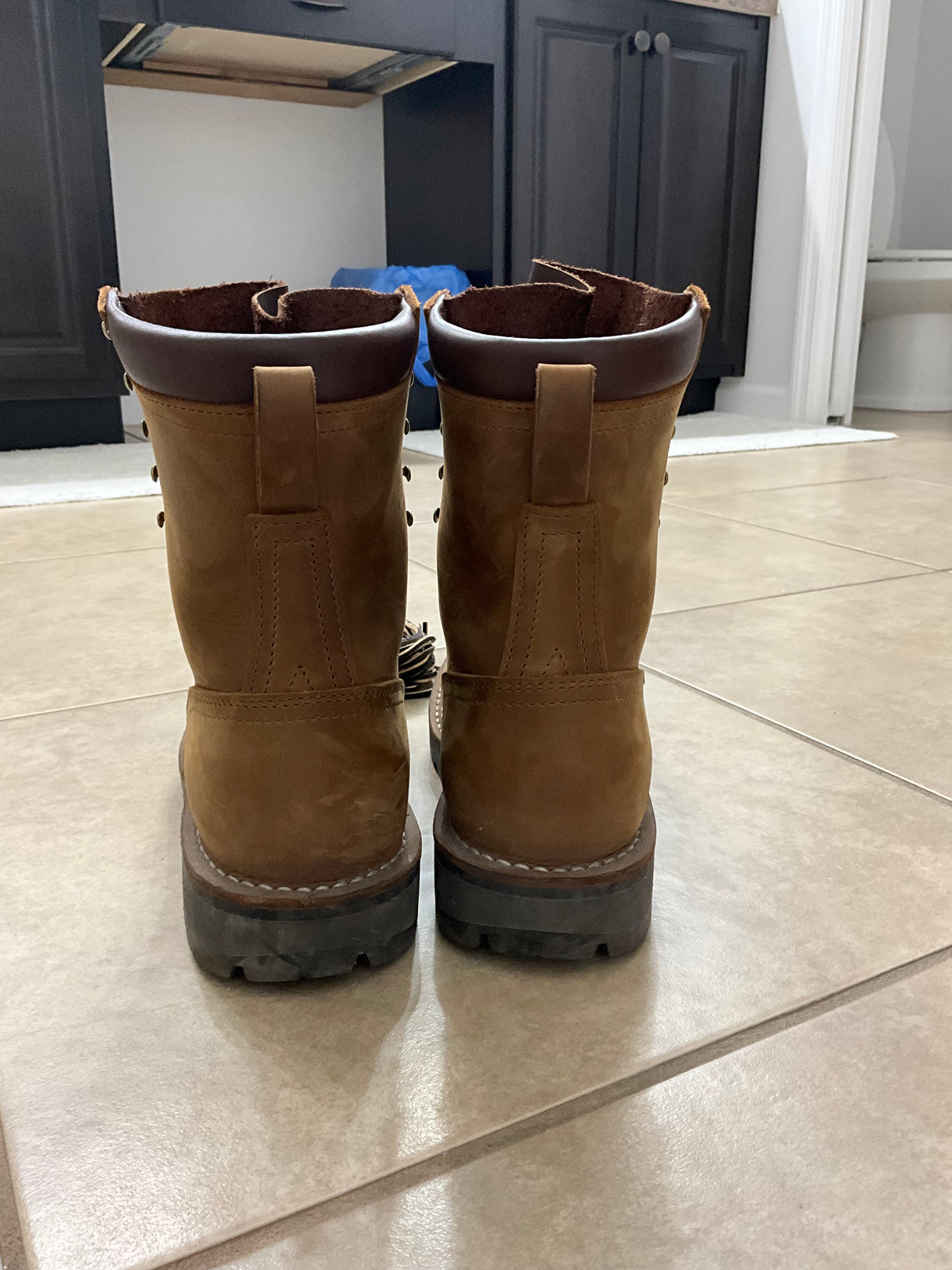 MARKETPLACE - NICKS 365 \ 8.5D