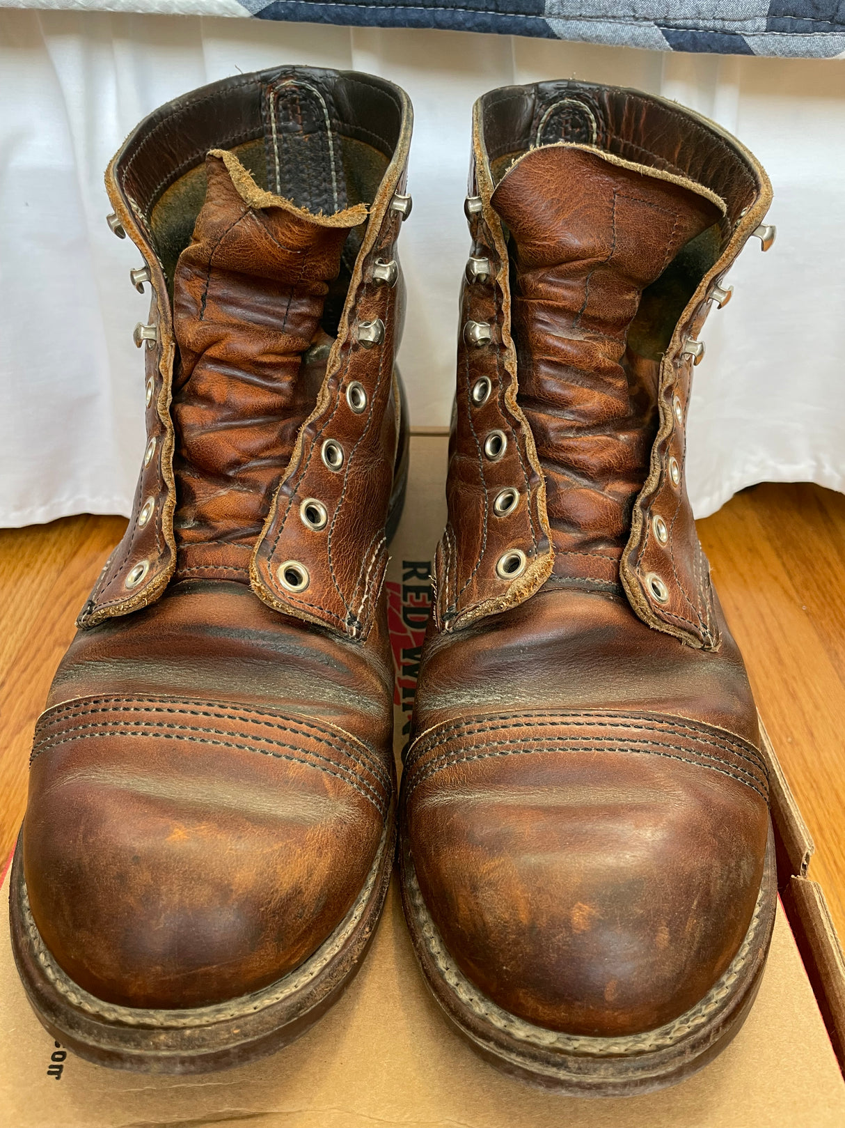 MARKETPLACE - RED WING 8085 \ 9.5D