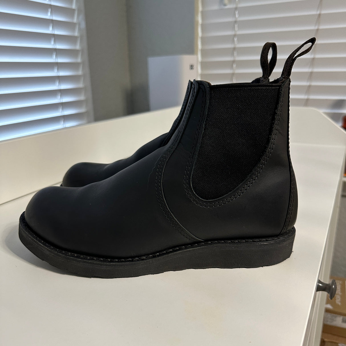 MARKETPLACE - RED WING Chelsea \ 7.5D