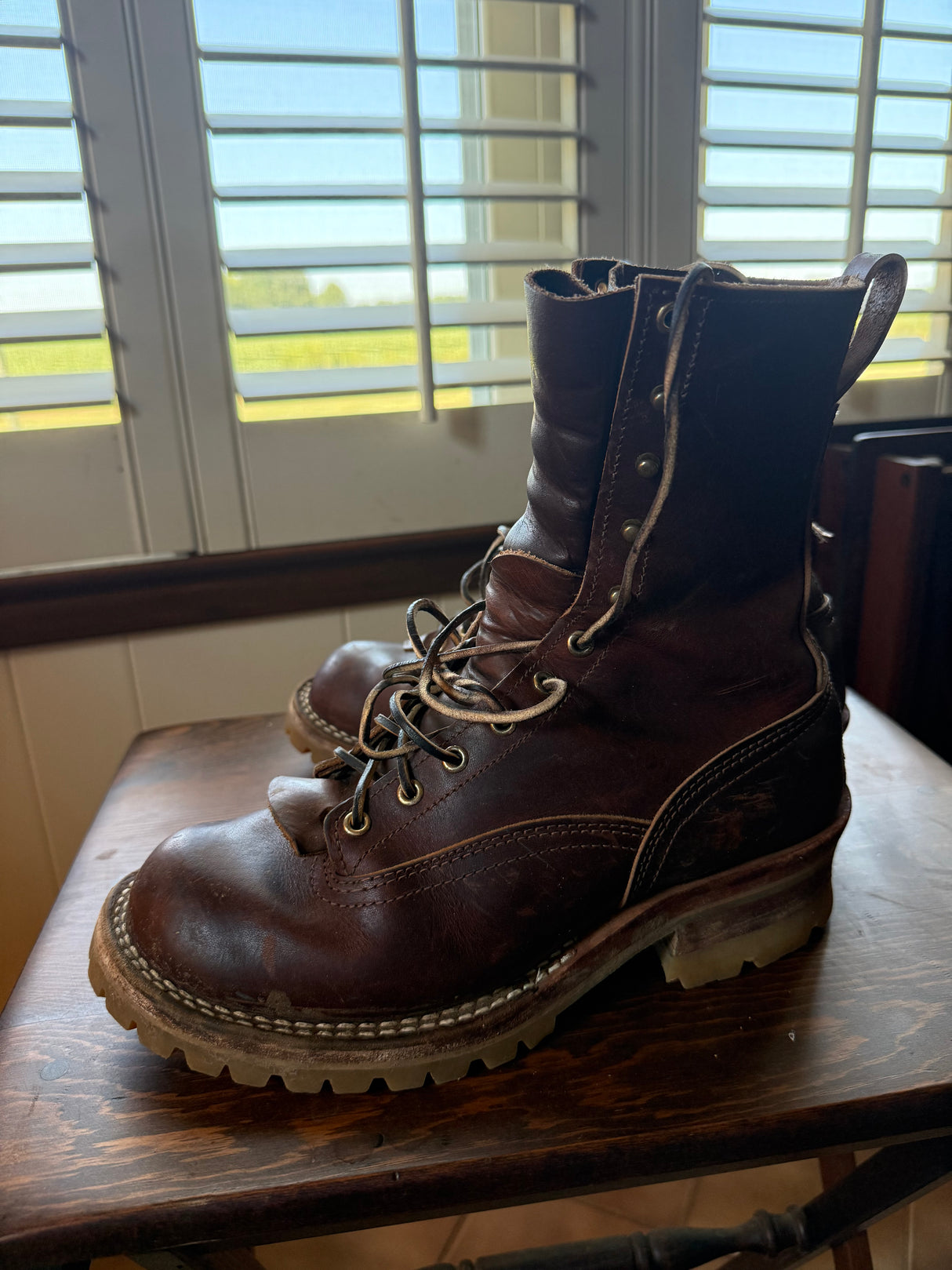 MARKETPLACE - NICKS \ 8.5EE