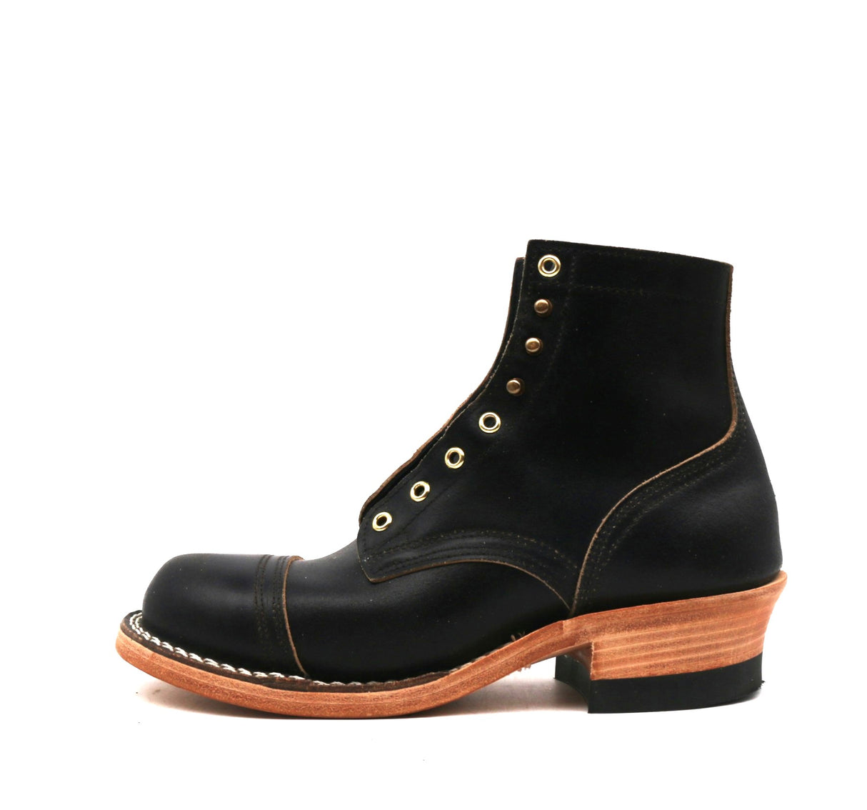 Charley 9.5 EE - Ready To Ship!