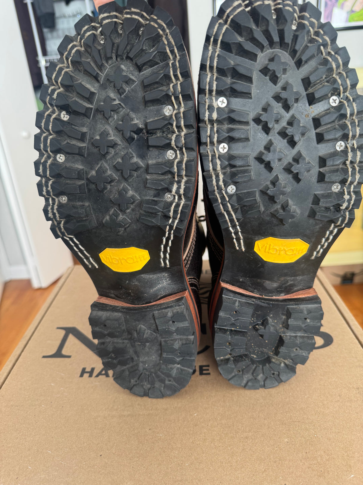 MARKETPLACE - NICKS MTO \ 9.5EE