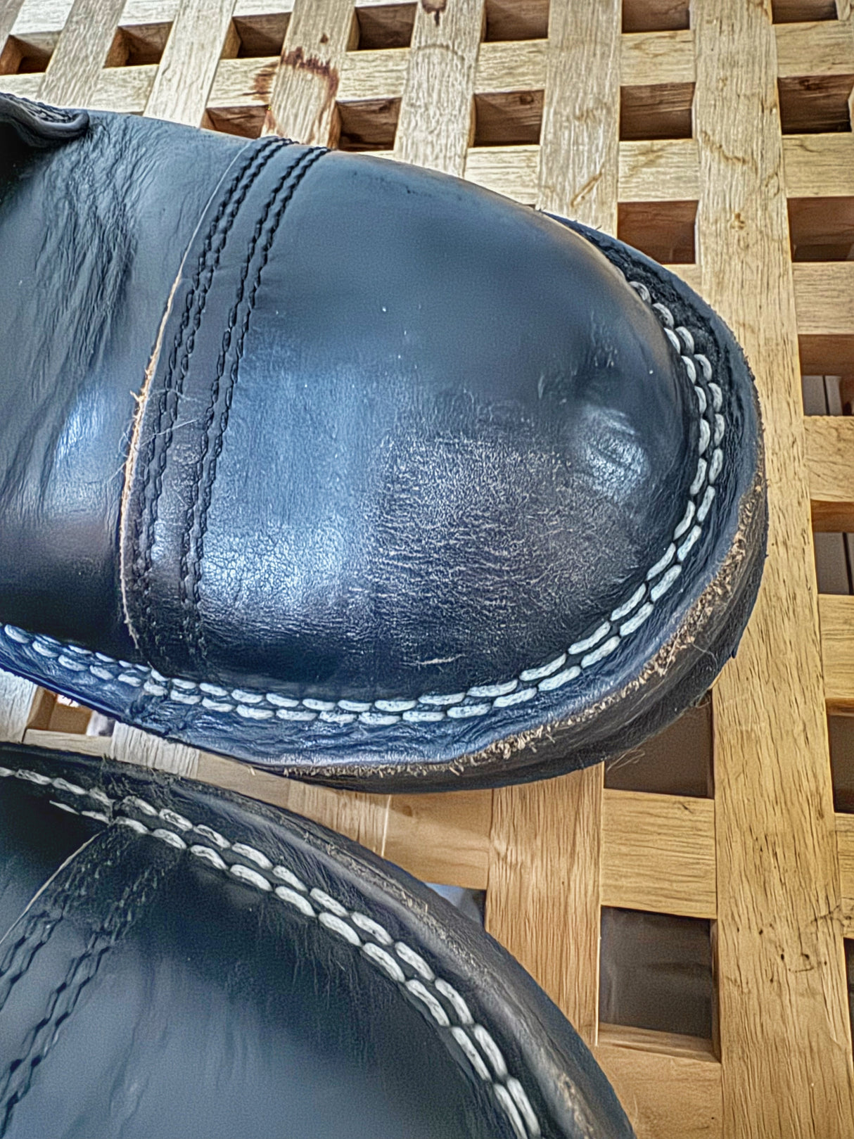 MARKETPLACE - WHITES Smokejumper Rebuilds \ 9.5C