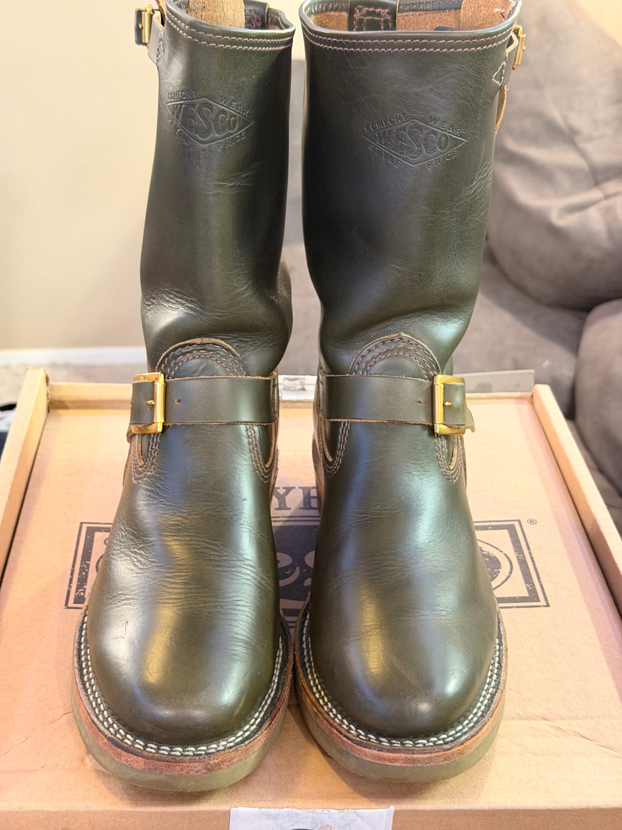 MARKETPLACE - WESCO Mister Lou \ 9D