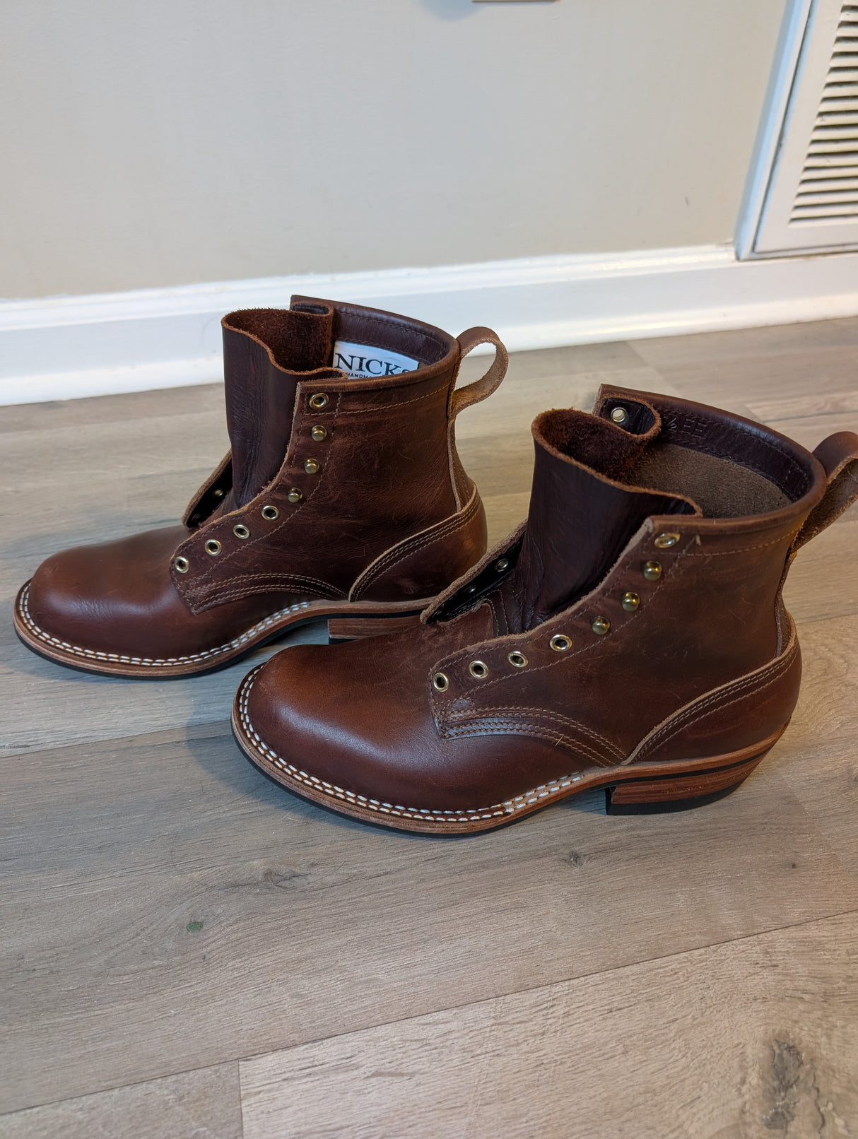 MARKETPLACE - NICKS Robert \ 8.5EE