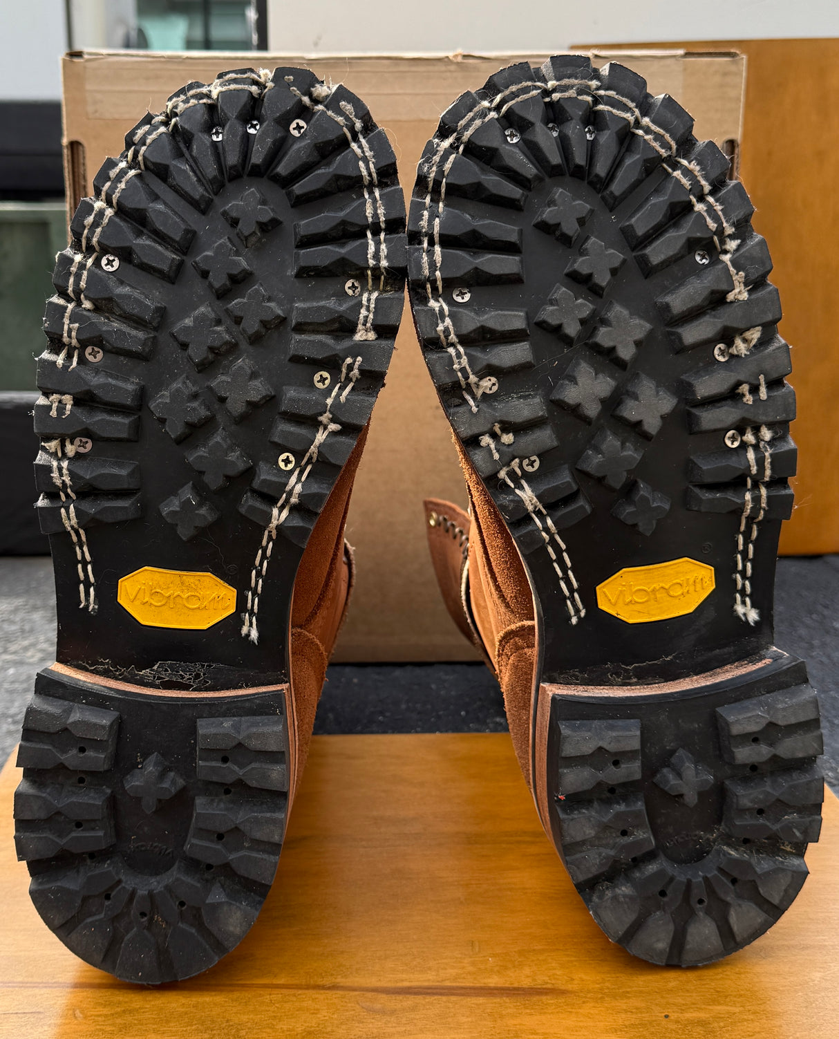 MARKETPLACE - NICKS \ 10.5EE