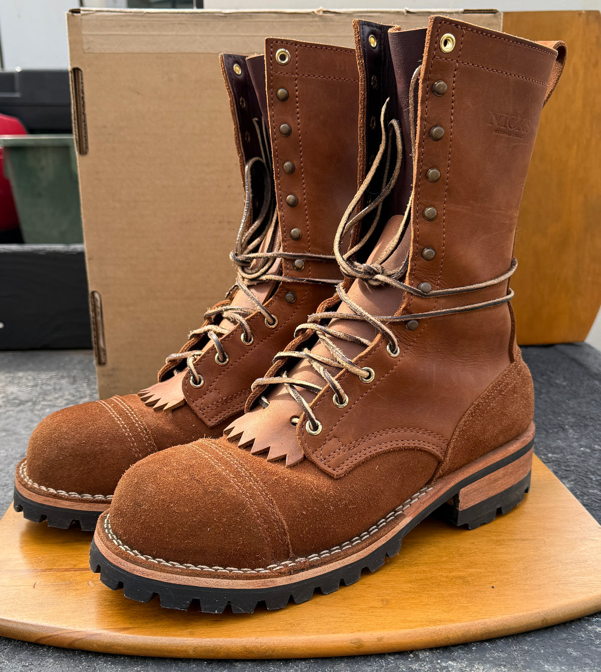 MARKETPLACE - NICKS \ 10.5EE