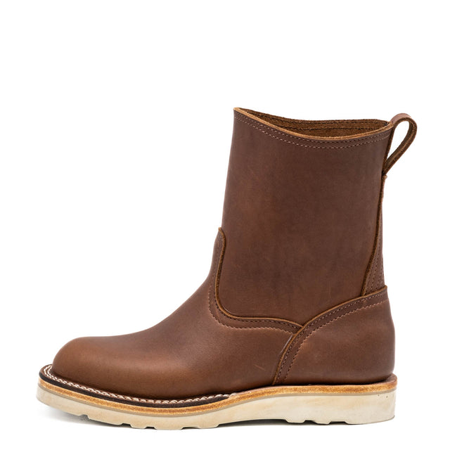 brown 8" wellington chore boot
