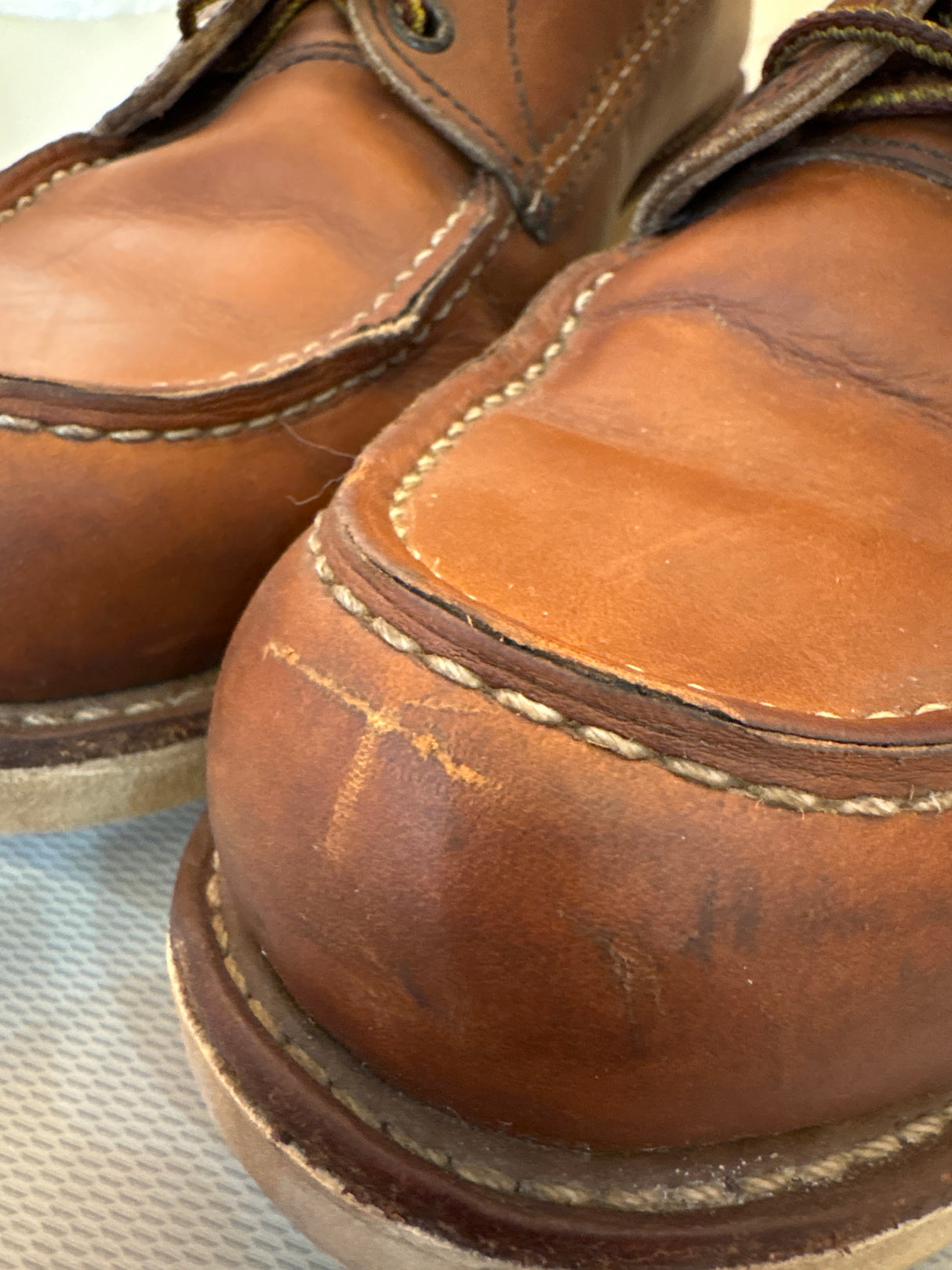 MARKETPLACE - RED WING \ 10877