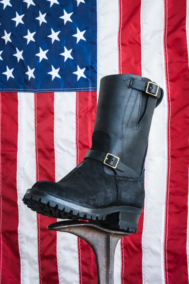 Pullman engineer boot in black