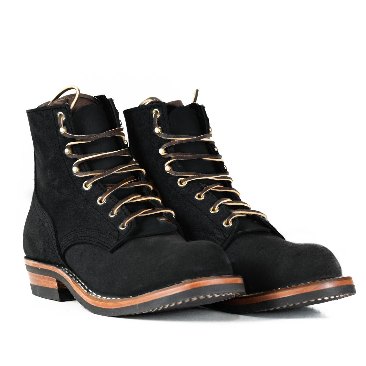 Prospectors in black roughout
