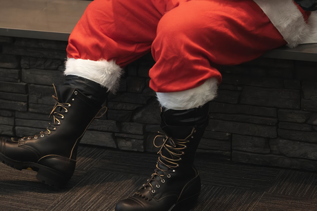Best Christmas Gift For Men: Top Picks For Every Interest