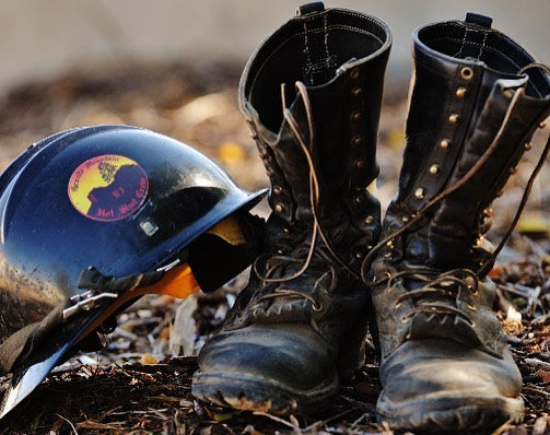 How Should Wildland Fire Boots Fit?