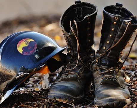 How Should Wildland Fire Boots Fit?