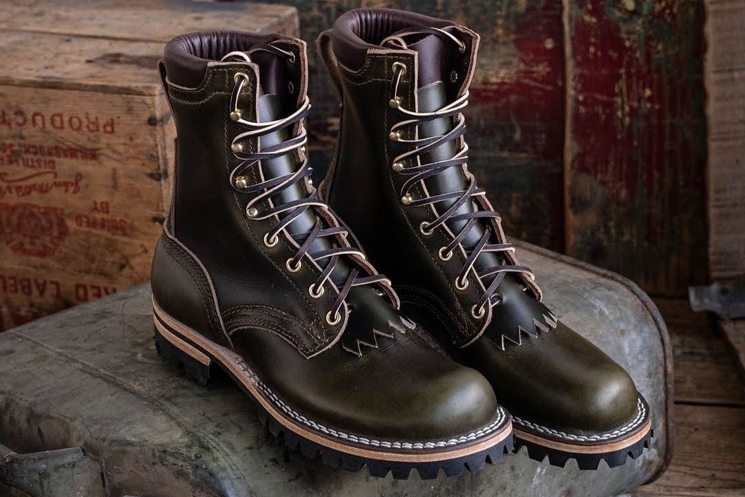 How To Stretch Leather Boots