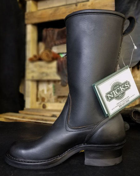 When Slip-On Boots Are A Good Idea And When They're Not