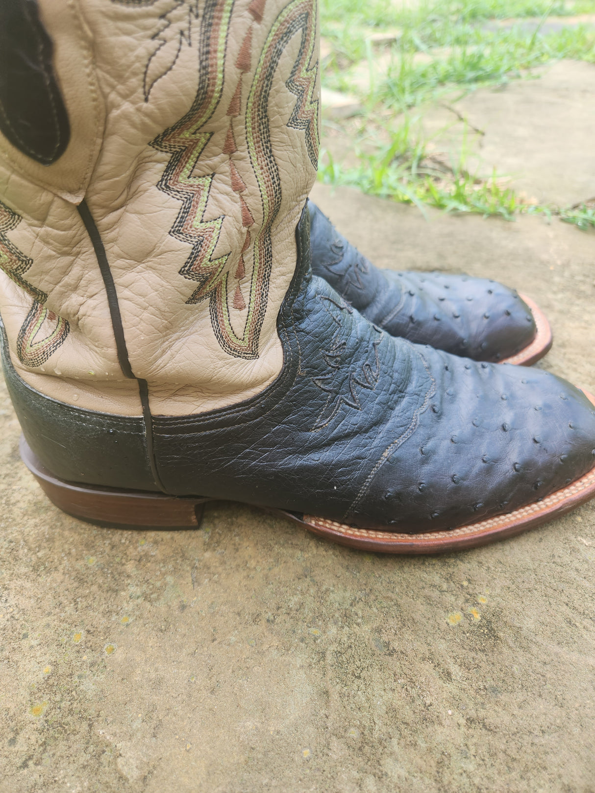 MARKETPLACE - LUCCHESE \ 10.5EE