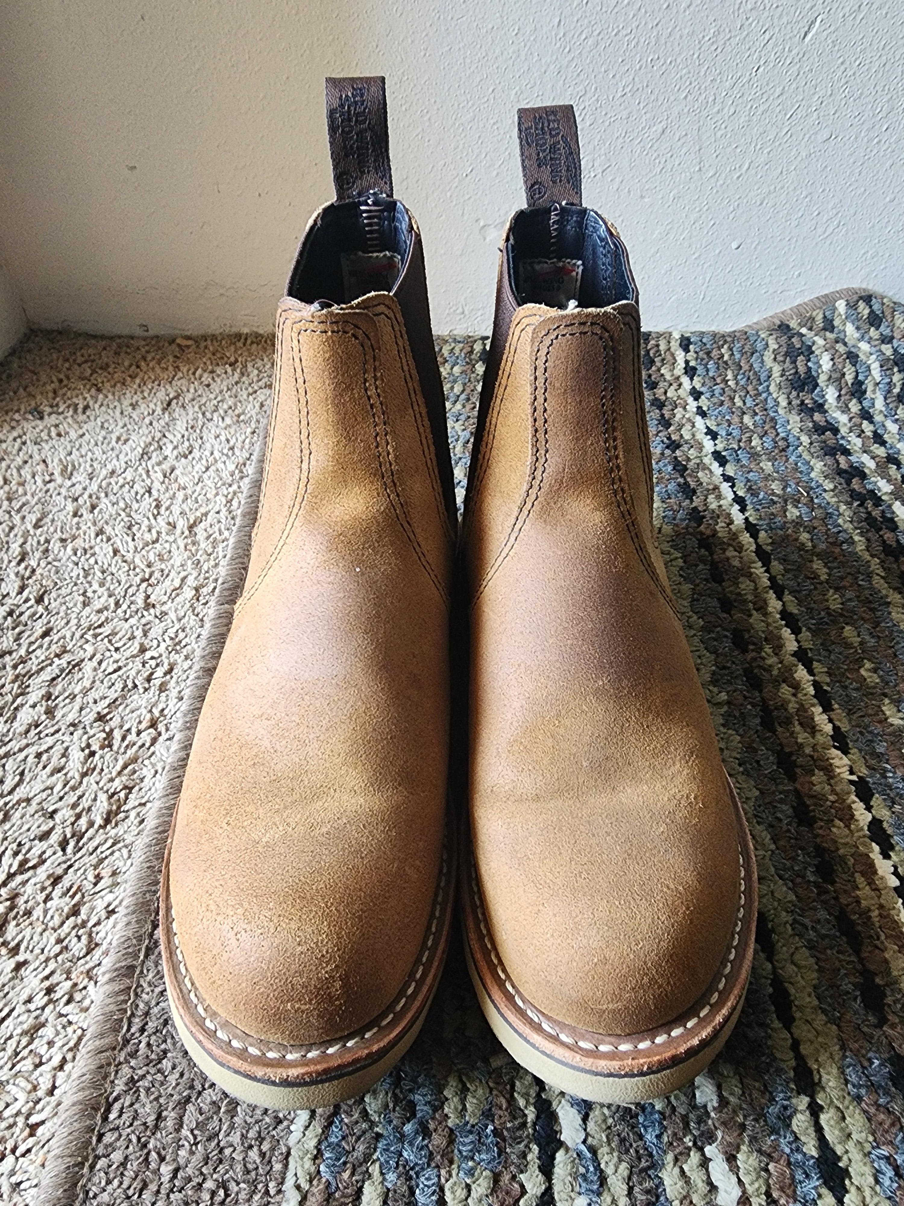 Red Wing 8090 Shop Moc Oxford in S.B. Foot Black Prairie | Photo