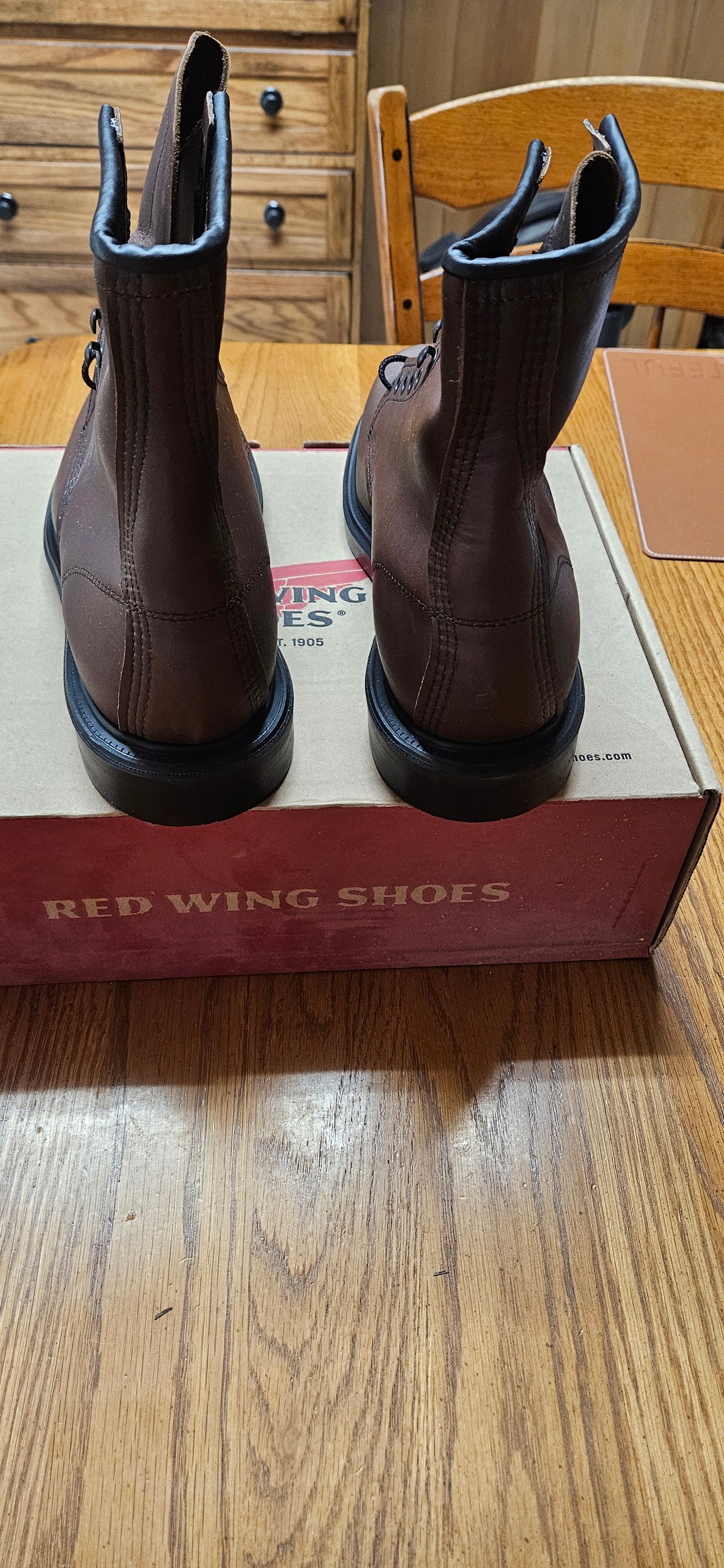 MARKETPLACE - RED WING 953 \ 9.5C