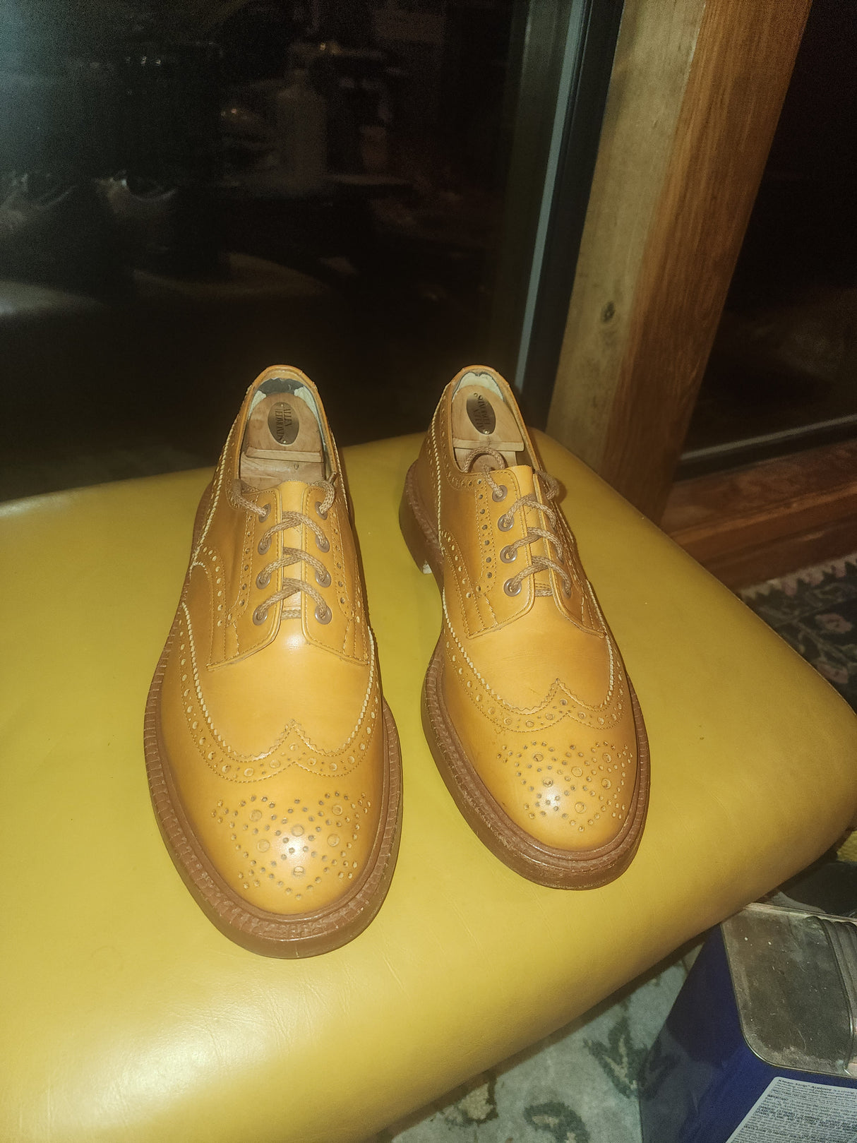 MARKETPLACE - TRICKERS Bourton \ 12D