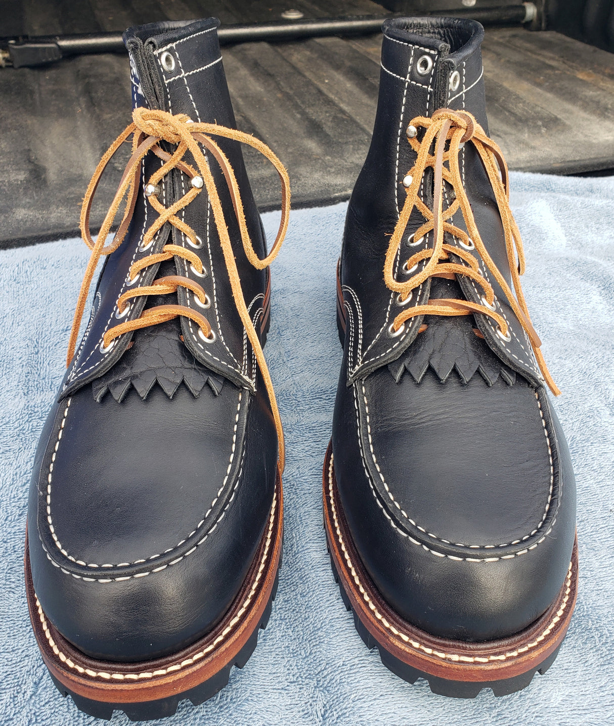 MARKETPLACE - WHITES Custom Perry \ 13.5EE