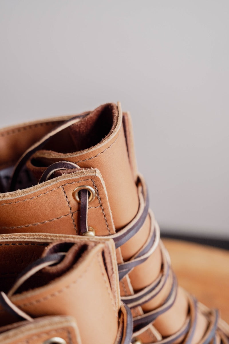 Moc Toe Wedge HD in 64 Tan