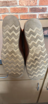 MARKETPLACE - RED WING \ 10877