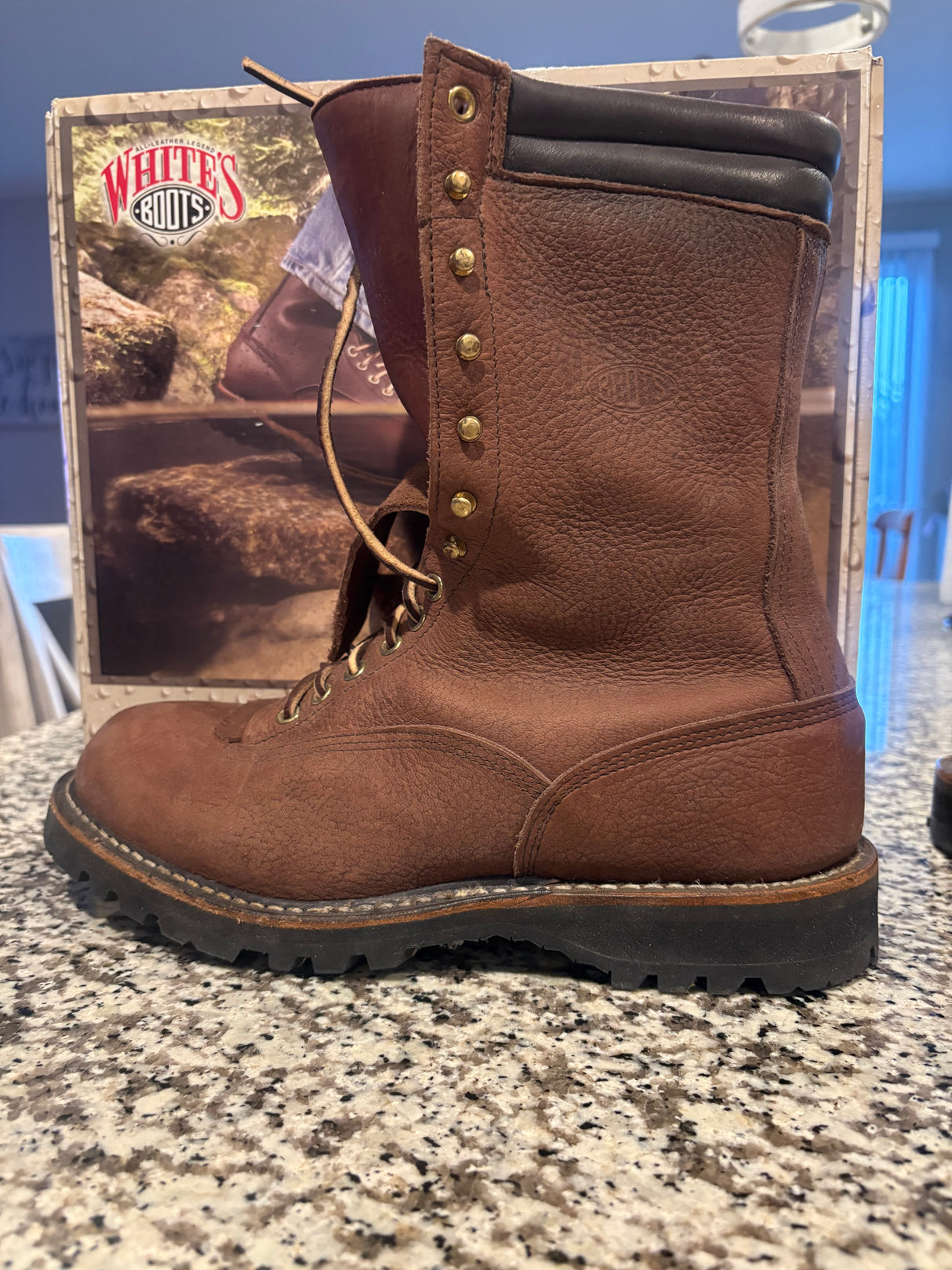 MARKETPLACE - WHITES DRI-FOOT \ 9D