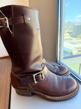 MARKETPLACE - WHITES Nomad \ 9.5D