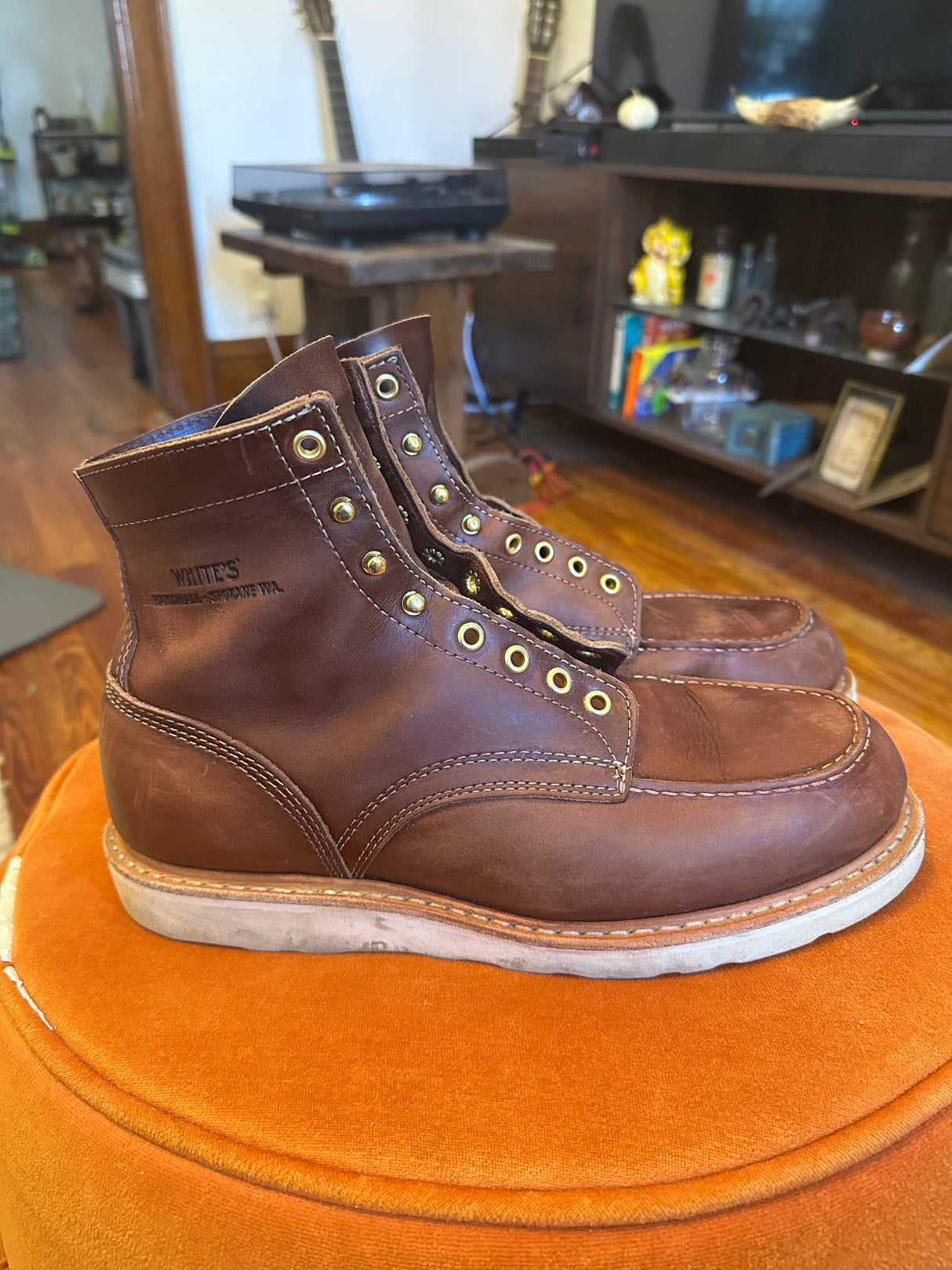 MARKETPLACE - WHITES Perry Select \ 10EE