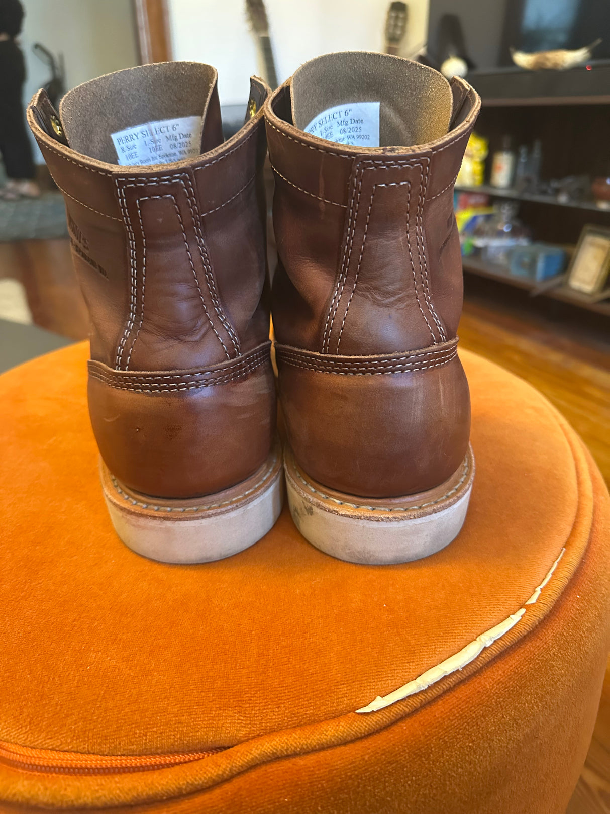 MARKETPLACE - WHITES Perry Select \ 10EE