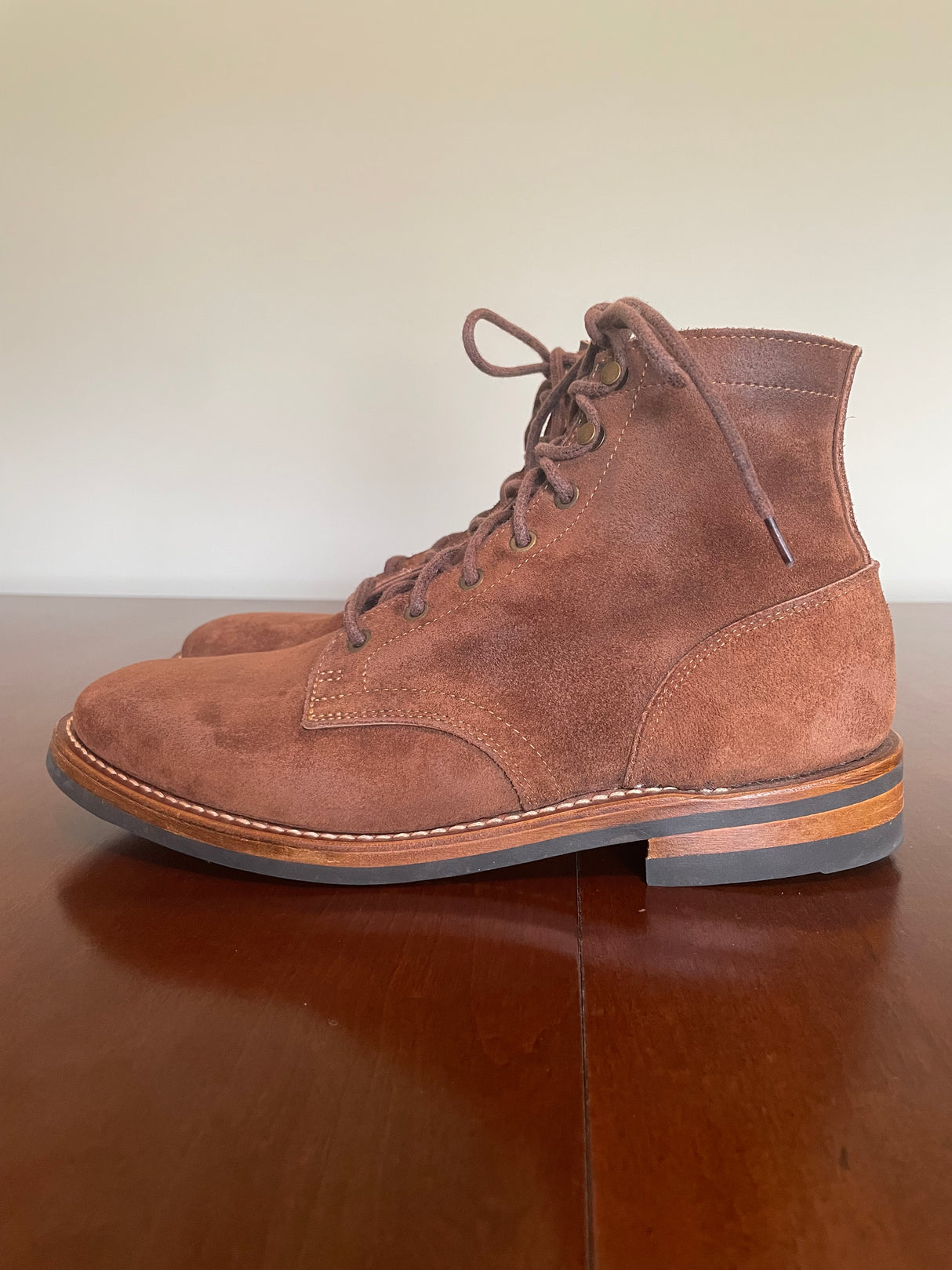 MARKETPLACE - TRUMAN \ 10.5D
