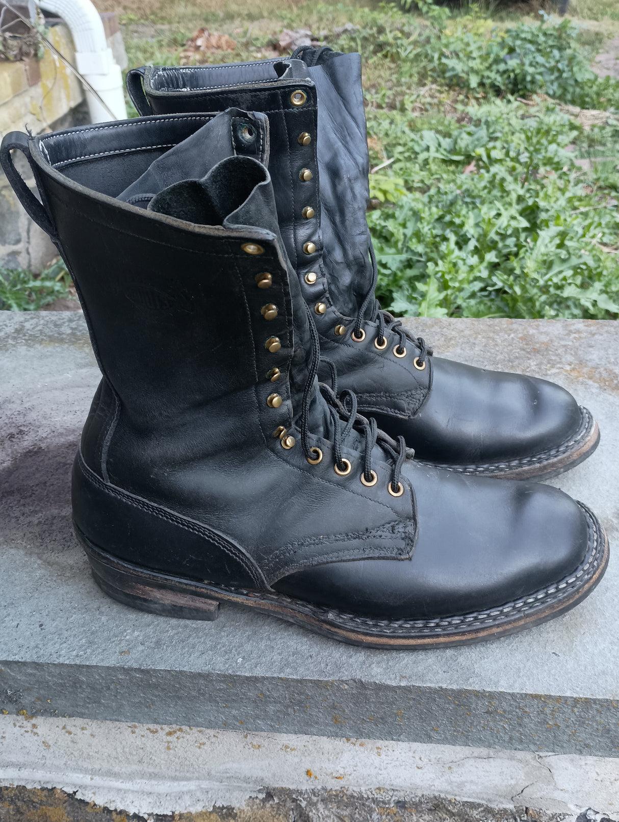 MARKETPLACE - WHITES Farmer Rancher 12E