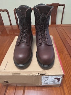 MARKETPLACE - RED WING \ 11EE