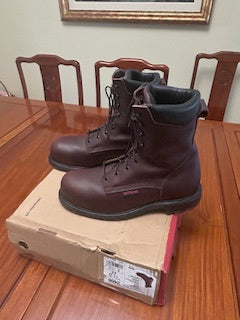 MARKETPLACE - RED WING \ 11EE