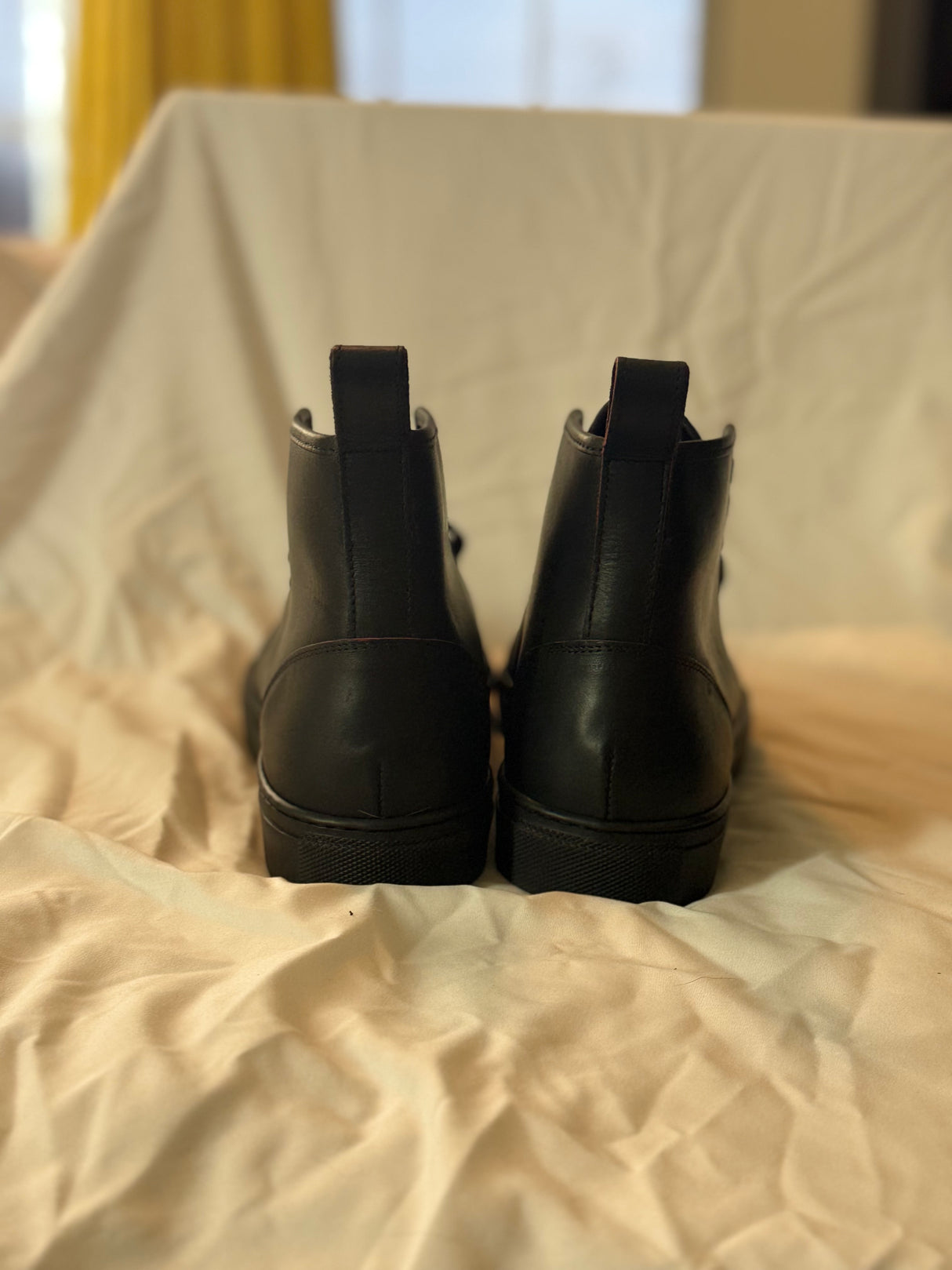 MARKETPLACE - ROSE ANVIL x GORAL Smugs High Top \ 10.5 Wide