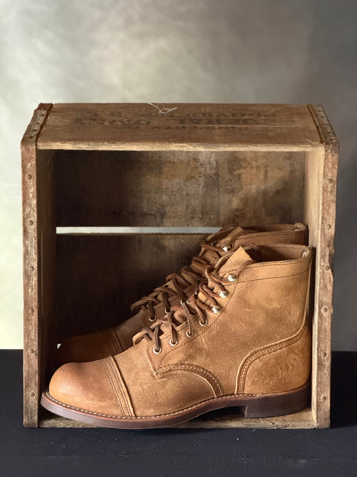 MARKETPLACE - RED WING Iron Ranger \ 9.5EE
