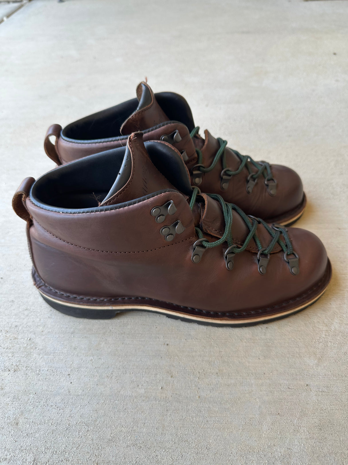 MARKETPLACE - DANNER \ 8.5EE